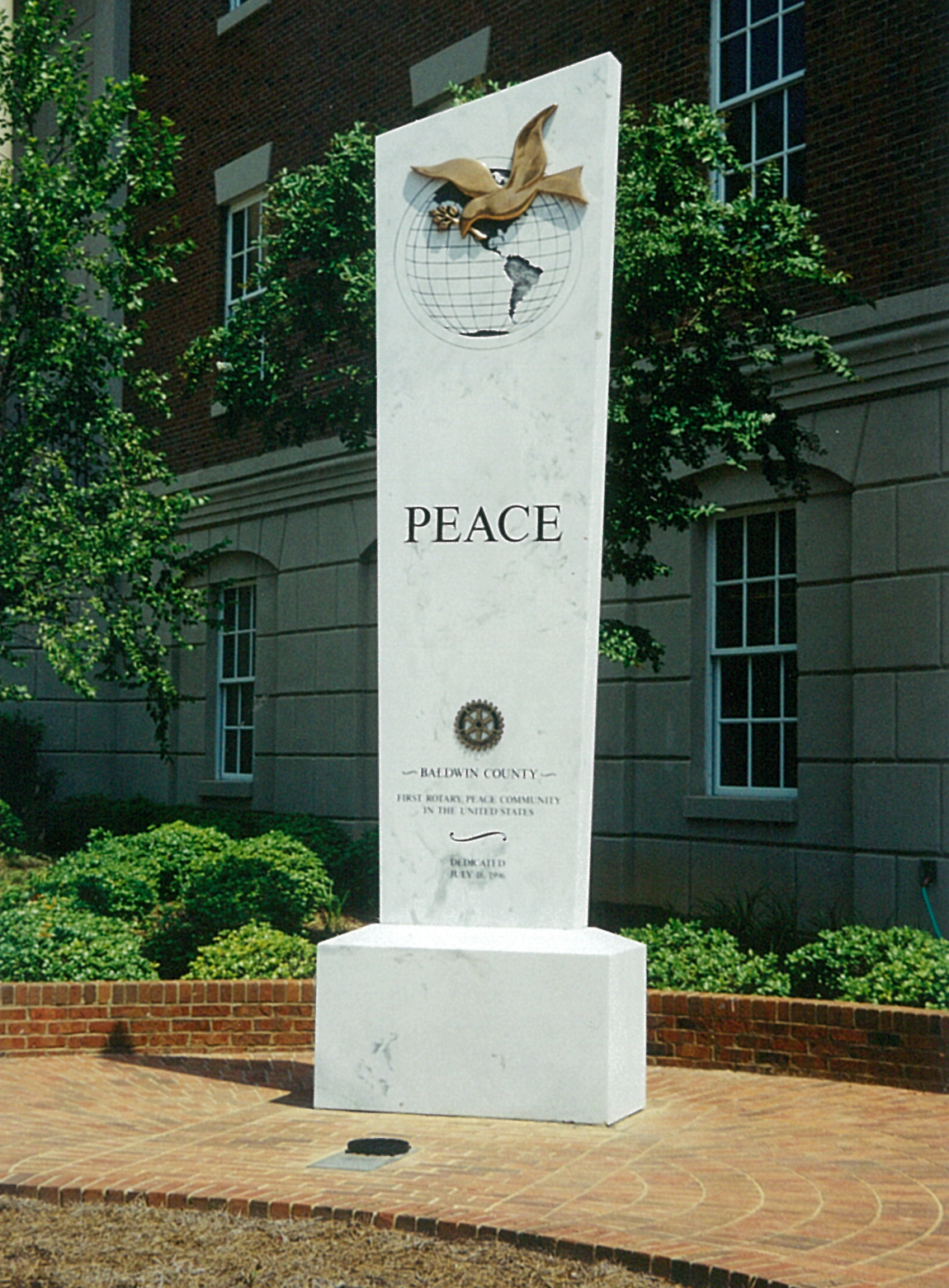 Milledgeville Peace Monument