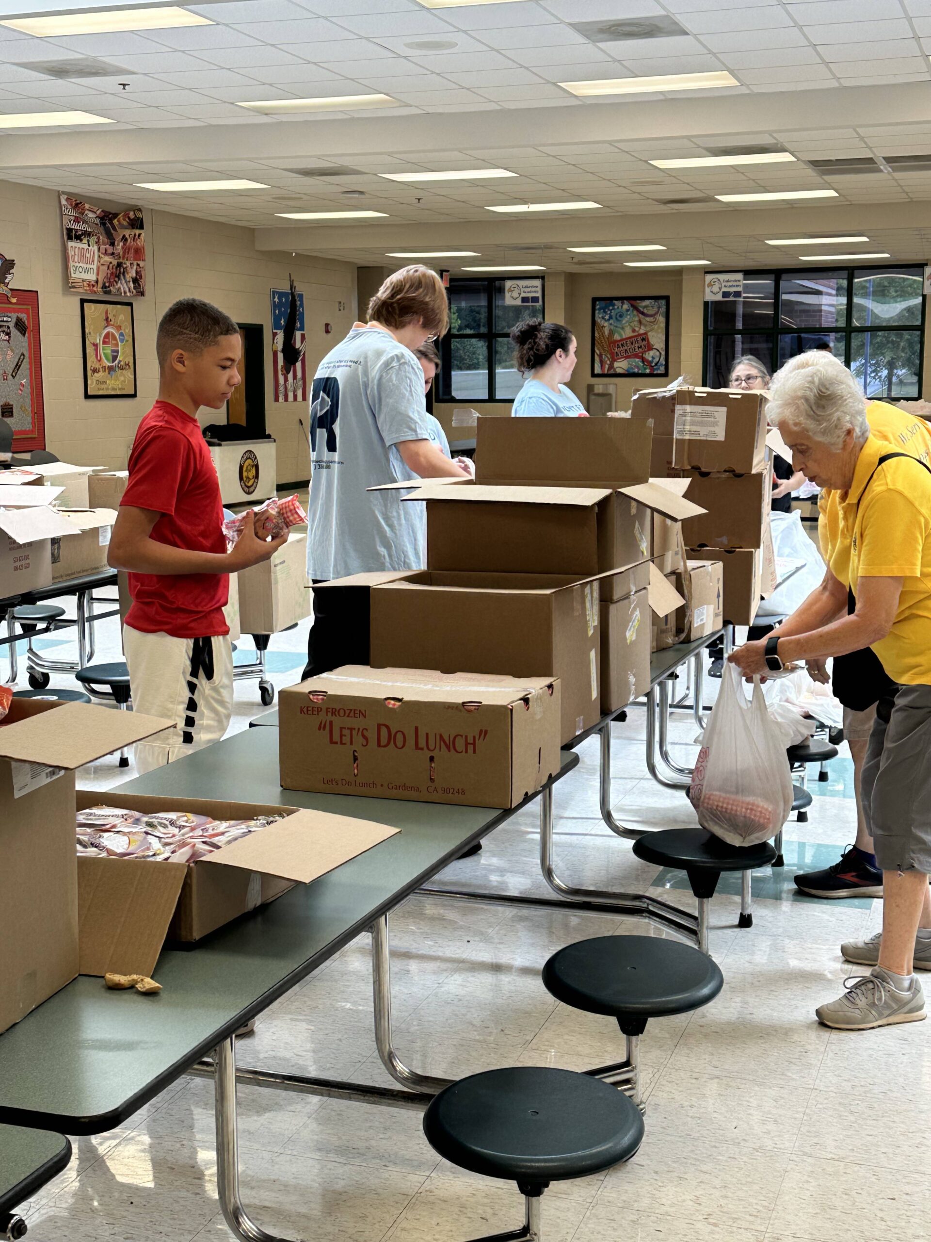 2024 Summer Lunch Service Assembly Line